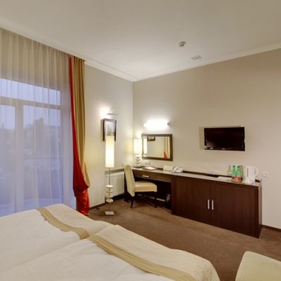 Optima Collection Troitska Dnipro