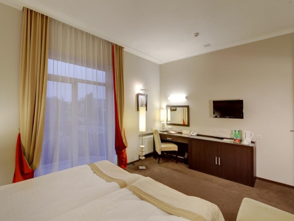 Optima Collection Troitska 4*