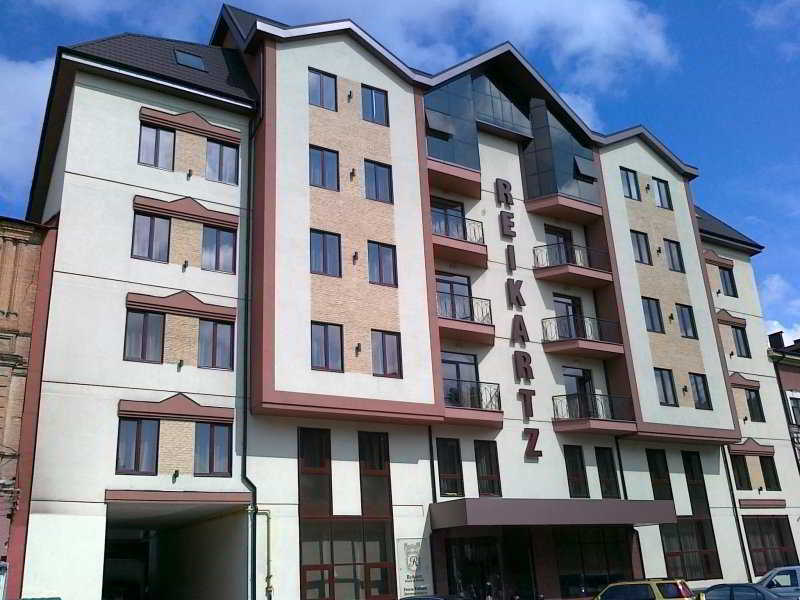 Optima Collection Troitska Dnipro