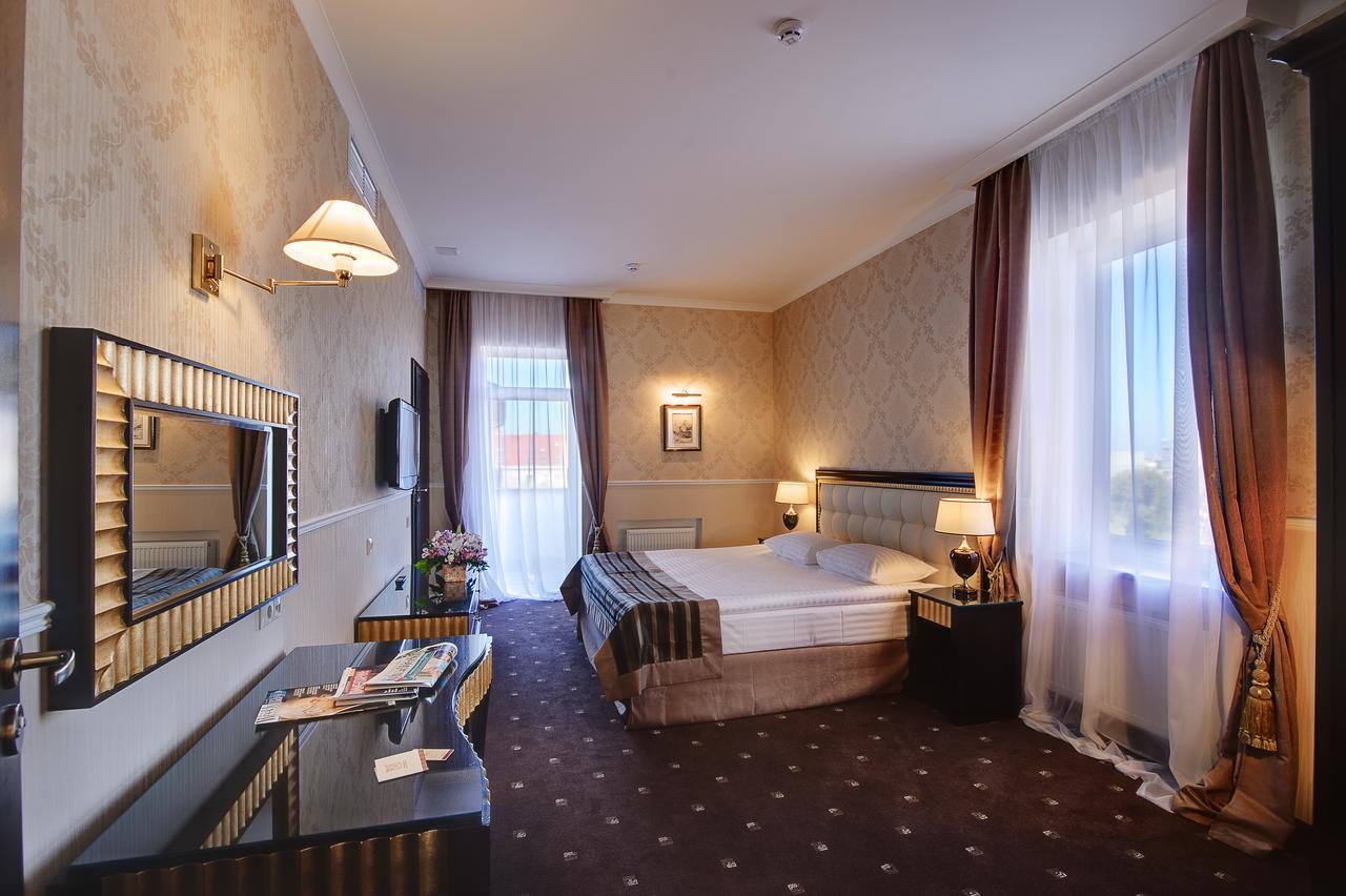 Optima Collection Troitska 4*